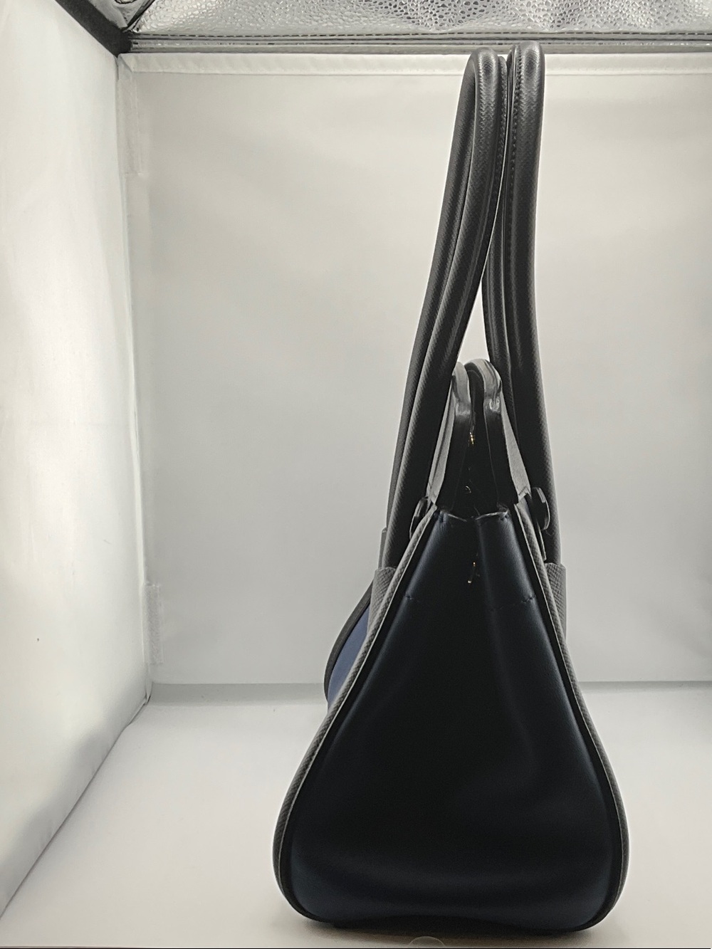 #R30 PRADA Milano Bicolour Saffiano Trimmed (Org $1,850USD) Canvas #Leather Bag - Picture 3 of 8
